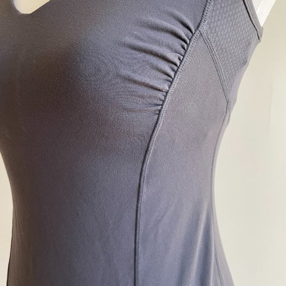 Lululemon gray shelf bra stretch racer back V neck tank top 6 - Picture 4 of 4